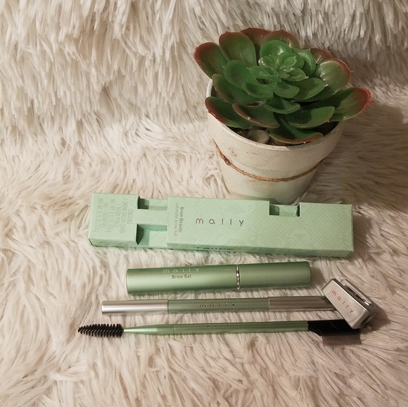 New mally brow beauty ultimate brow kit - Picture 1 of 4